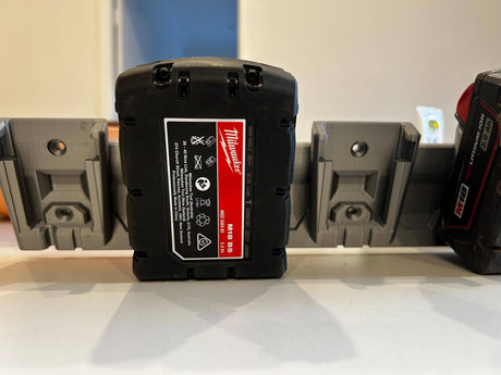 Milwaukee Battery Storage System – Clip & Mount Anywhere-PRINTFORGE